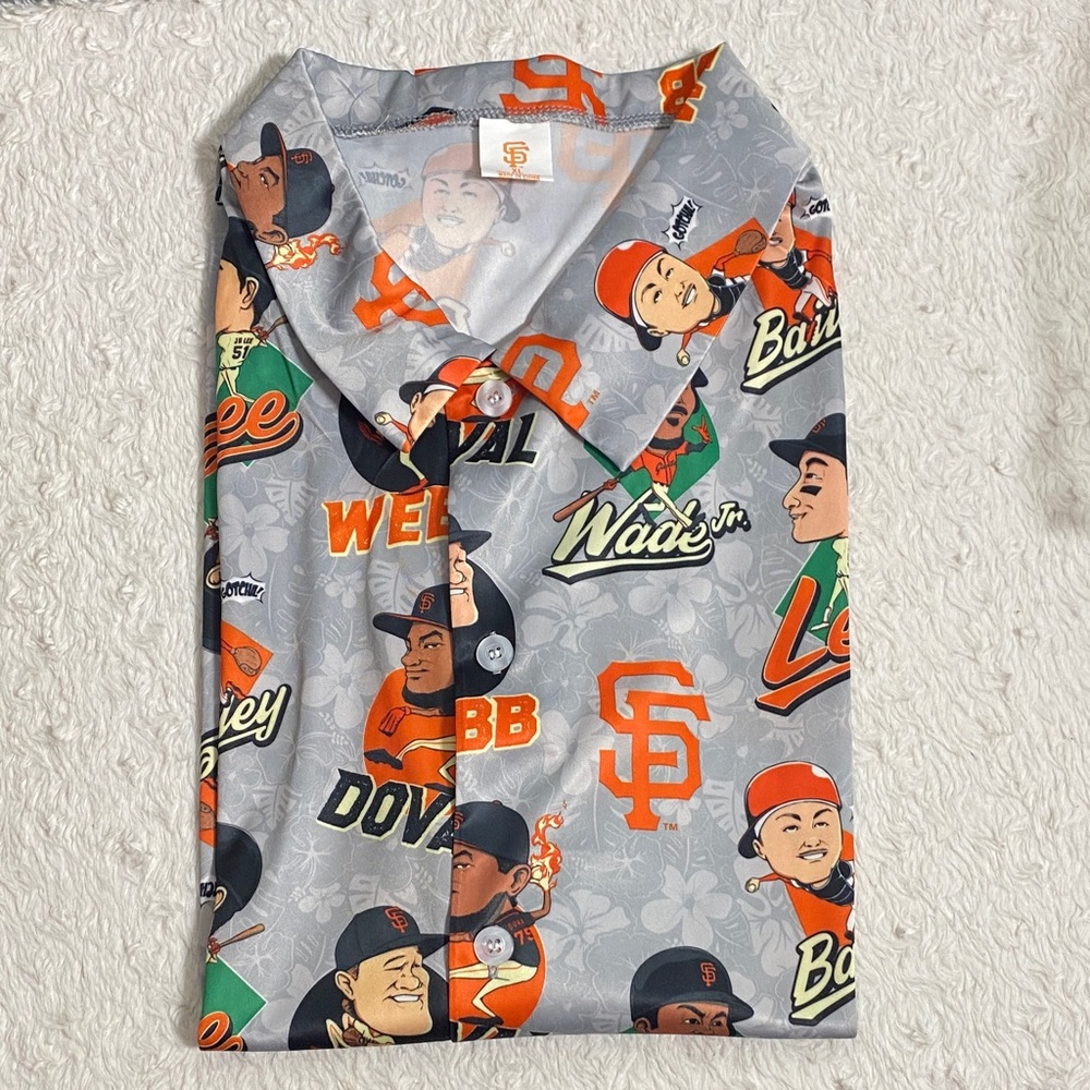San Francisco Giants Aloha Graphic Button-Up Shirt NWT